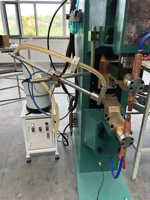 Conducteur complètement automatique d'écrou de rendement élevé pour la machine de soudure de projection