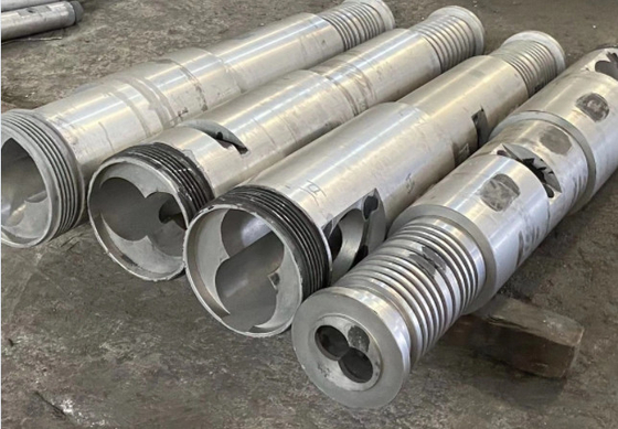 vis jumelles coniques 38CrMoAl et baril 65/132 pour le profil WPC Spc de tuyau de PVC