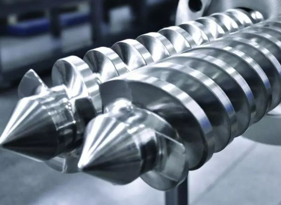 Vis et baril jumeaux parallèles bimétalliques pour l'extrudeuse en plastique