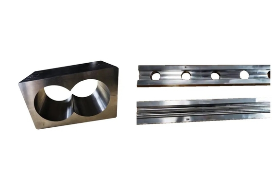 Revêtement de vis et de fente de baril pour la chaîne de production en plastique d'extrudeuse