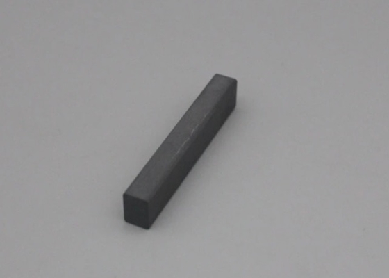 Barre de nitrure de silicium industrielle pour la fabrication de tubes en céramique avancés et de rouleaux de roulement