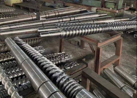 Machine d'extrusion de tuyaux en plastique à vis et baril de 100 mm à haute puissance