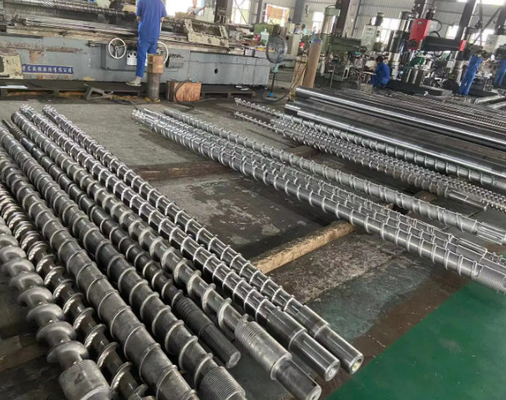 Partie de rechange de la machine d'extrusion de revêtements de sol SPC à baril et vis nitrés ou bimetalliques