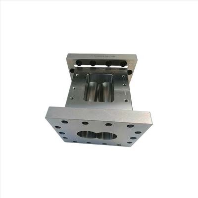 Résistant à l'usure Bimetallic Barrel de vis pour la machine de moulage par injection plastique extrudeuse
