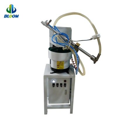 Équipement industriel Machine automatique d'alimentation en écrous Vibrateur d'alimentation en bol en soudage à la pointe