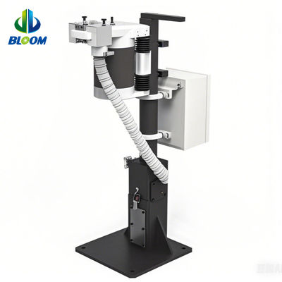 Dispositif automatique de pointe d'électrode, échangeur de casquette d'électrode et dispositif pour pistolet robot de soudage par point