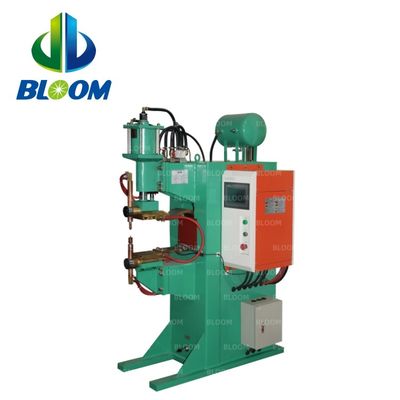 Machine de soudage automatique à résistance de transport de boulons à écrous avec alimentation en trois phases et capacité nominale de 100 KVA