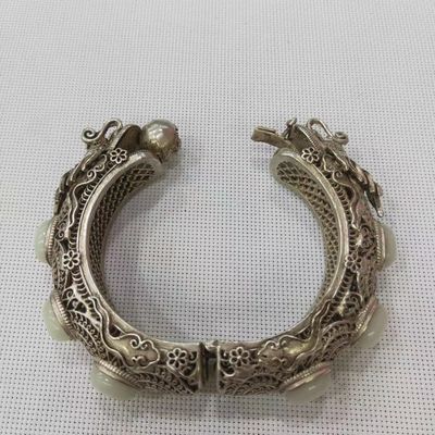 Bracelet propice traditionnel chinois de modèles pour la décoration avec la bonne bénédiction