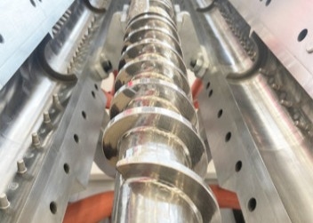 Double baril de vis d'alliage pour la machine verticale et horizontale d'injection, extrudeuse